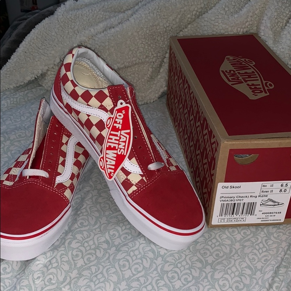 Brand New Old School Checkered Vans